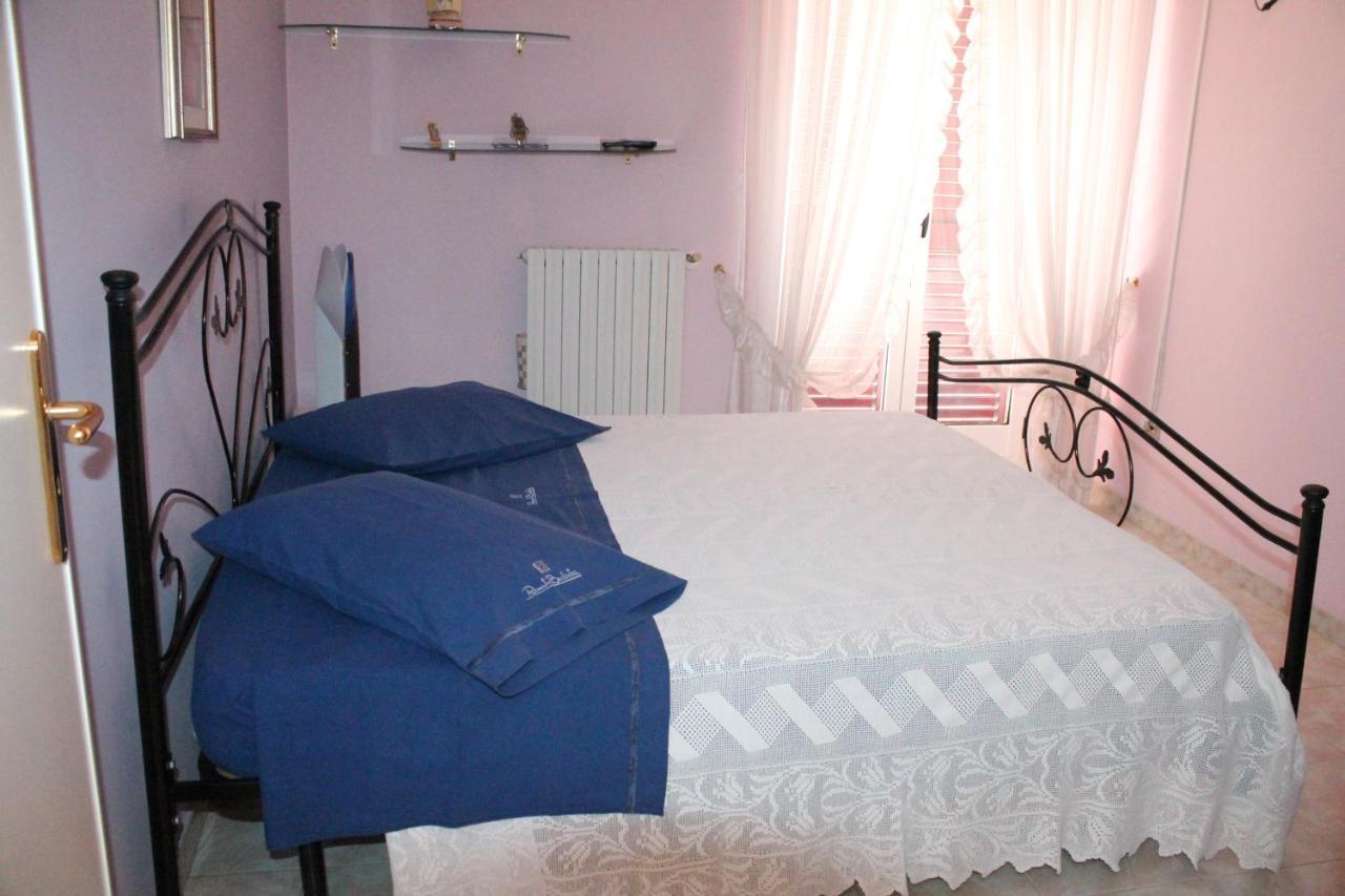 Bed and Breakfast Montagne Rocciose à Frascineto Extérieur photo